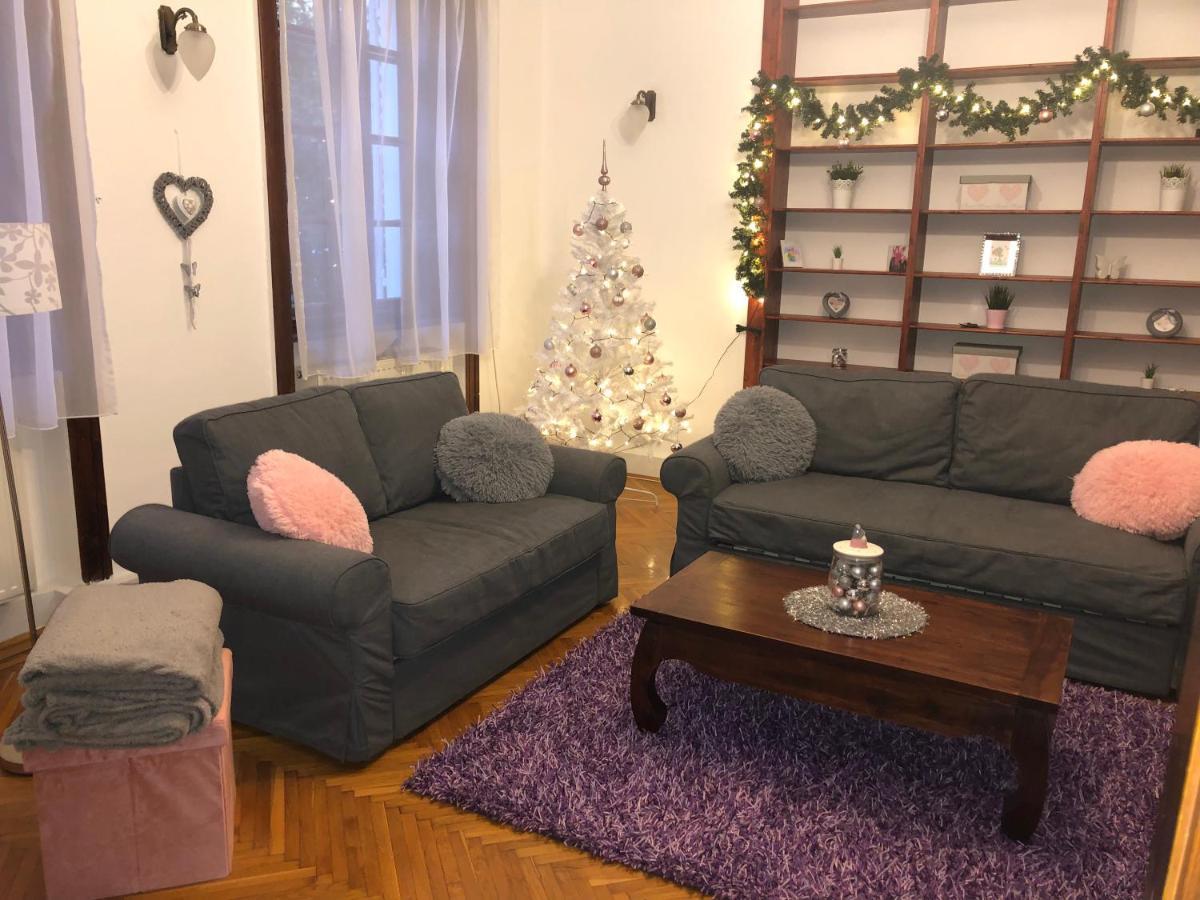 Katus Apartman Apartment Eger Exterior photo
