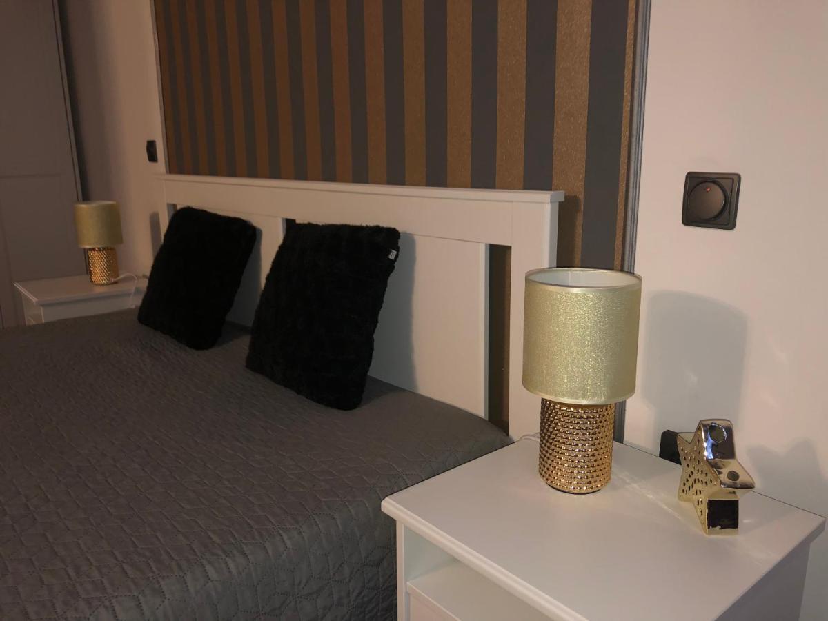 Katus Apartman Apartment Eger Exterior photo